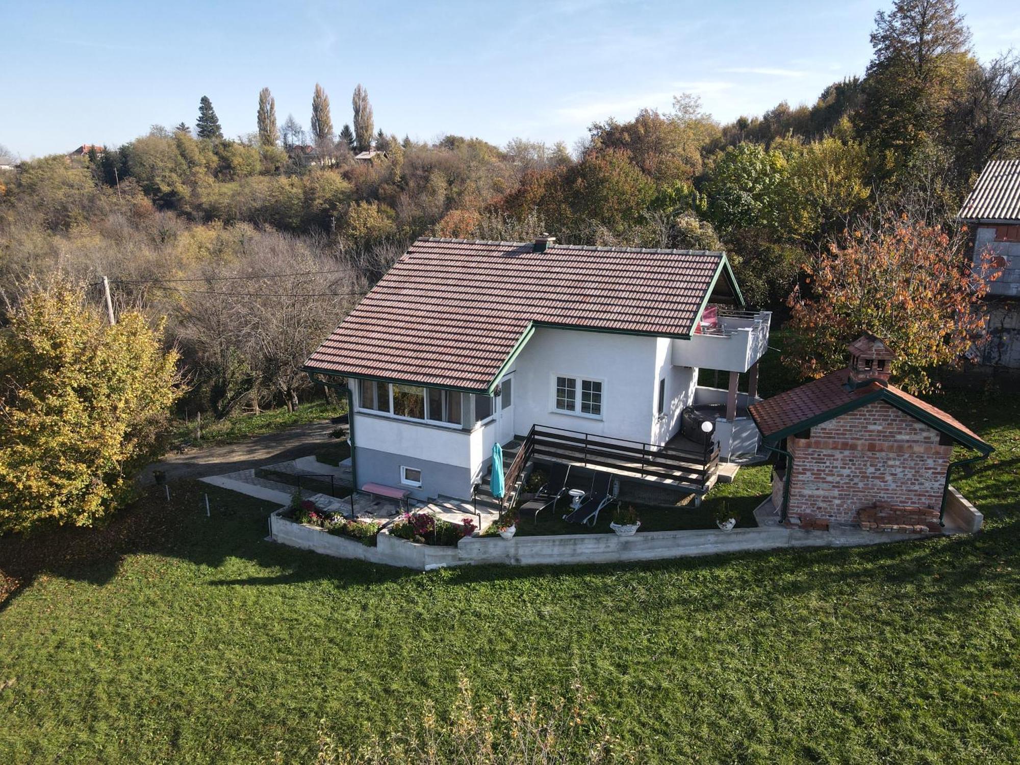 Kuca Za Odmor Jurino Gnijezdo Apartment Jarki Horvaticevi Luaran gambar